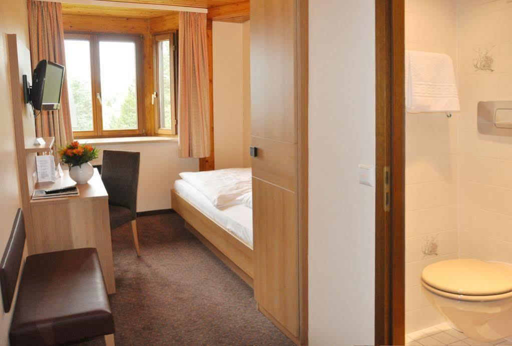 Hotel Fortuna Щоках Екстериор снимка