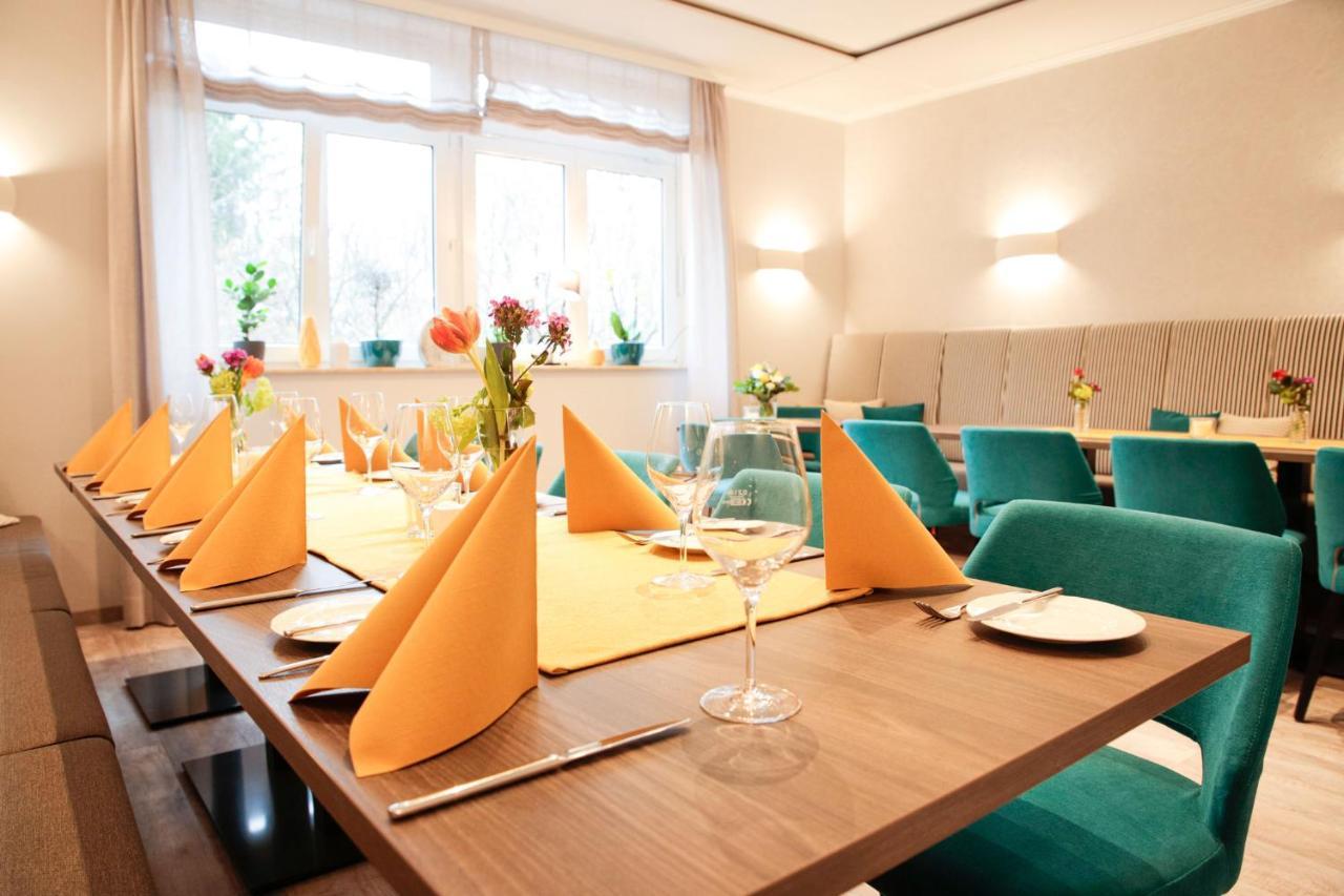 Hotel Fortuna Щоках Екстериор снимка