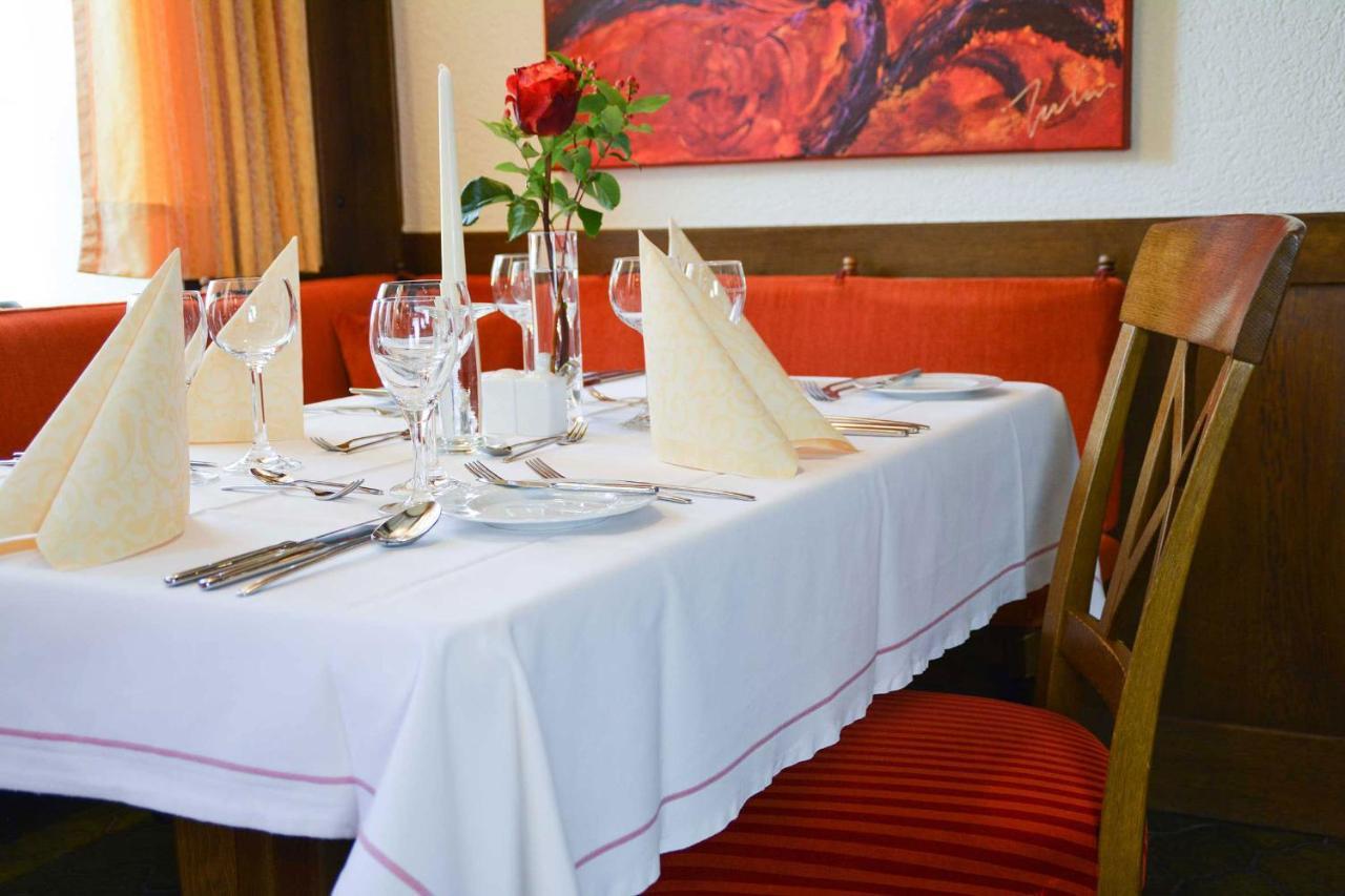 Hotel Fortuna Щоках Екстериор снимка