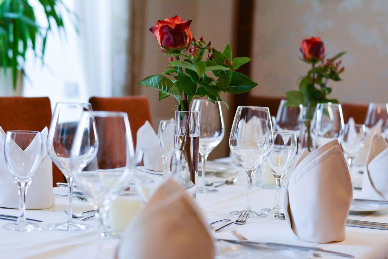 Hotel Fortuna Щоках Екстериор снимка